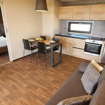 Campingplatz Collis Winery - Family & Friends - Mobilhome